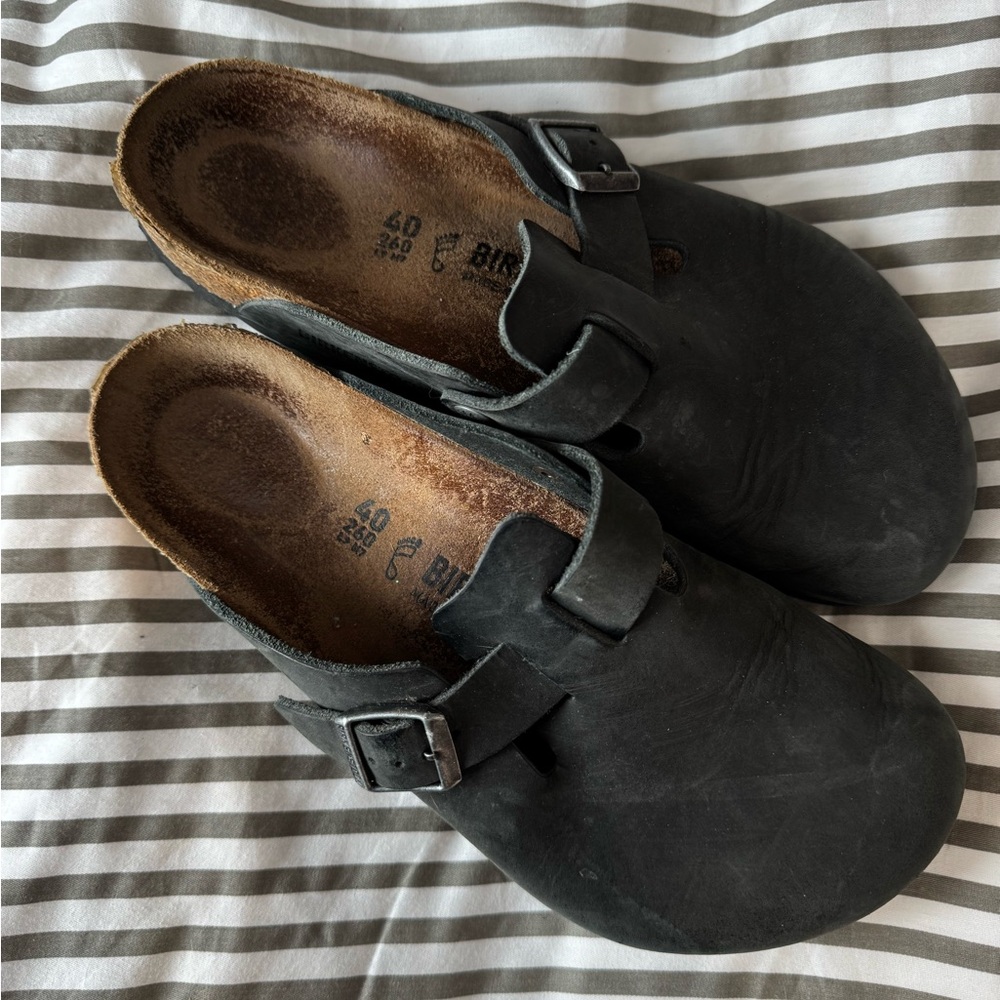 Birkenstock Black Clogs - Picture 3 of 5